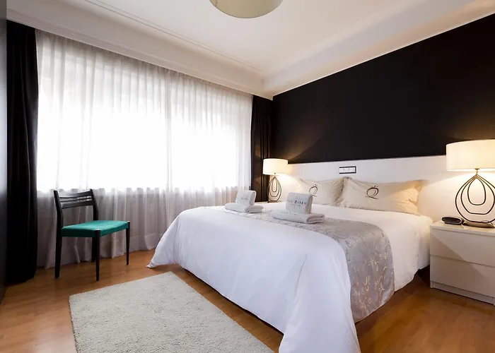 别墅塞雷纳女王豪华公寓 *