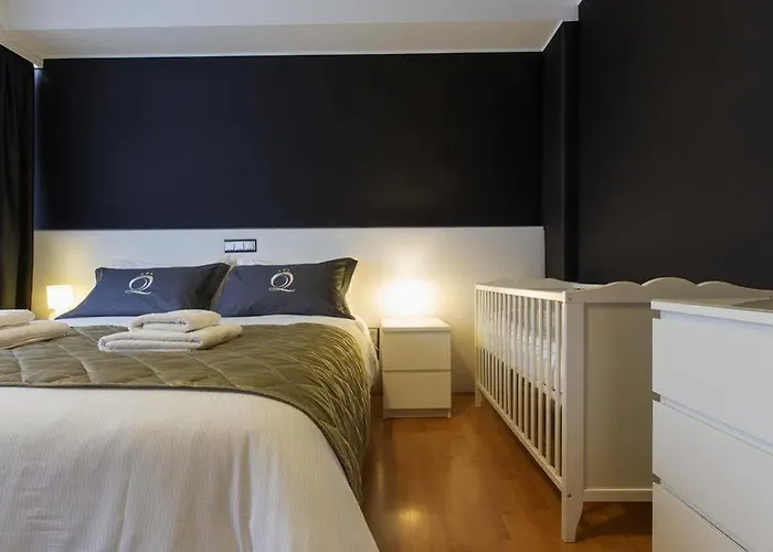 别墅塞雷纳女王豪华公寓 *