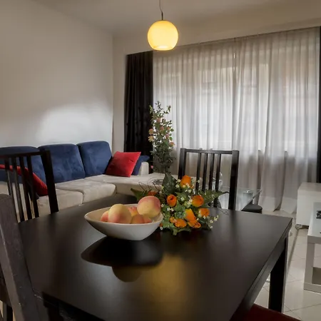 The Queen Luxury - Serena *