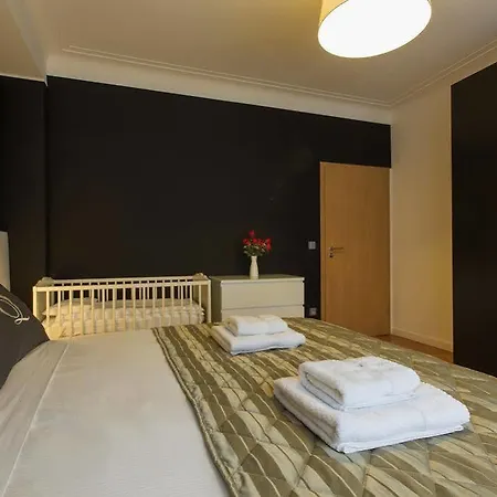 The Queen Luxury - Serena * Luxembourg