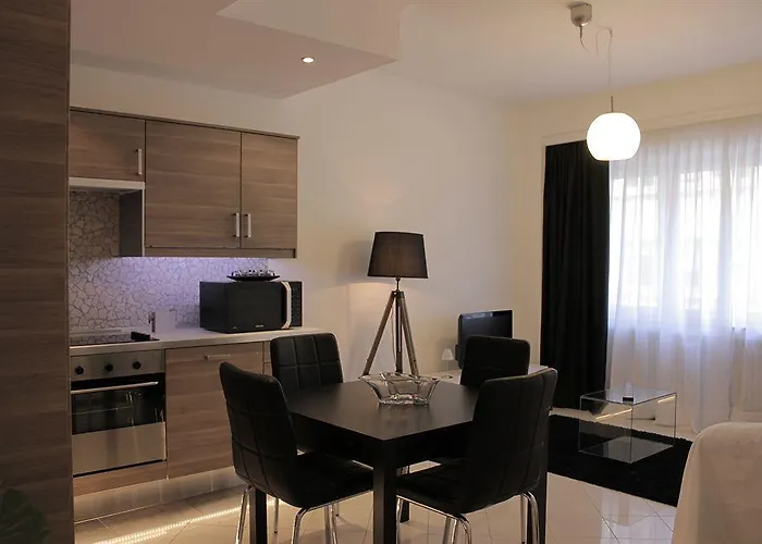 The Queen Luxury - Serena Apartment *