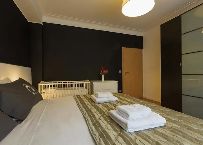 The Queen Luxury - Serena * Luxembourg